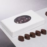 Chocolate Box - 7" x 4.5" x 1" White 1/2 lb. 1-Piece with Oval Window