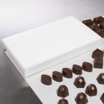 Chocolate Box - 9 1/4" x 5 1/2" x 1 1/2" 1-Piece 1 lb. White